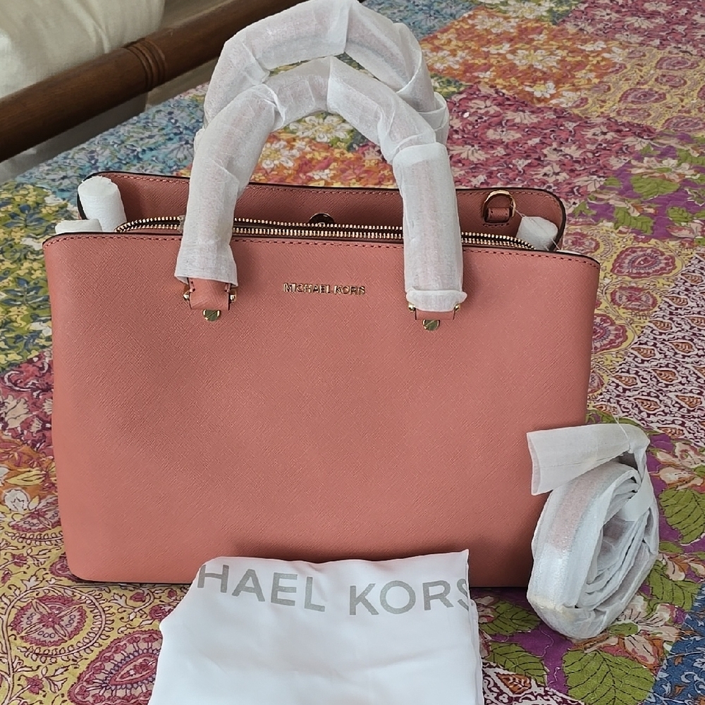 Michael Kors Large Savannah Satchel, Handbag NWT